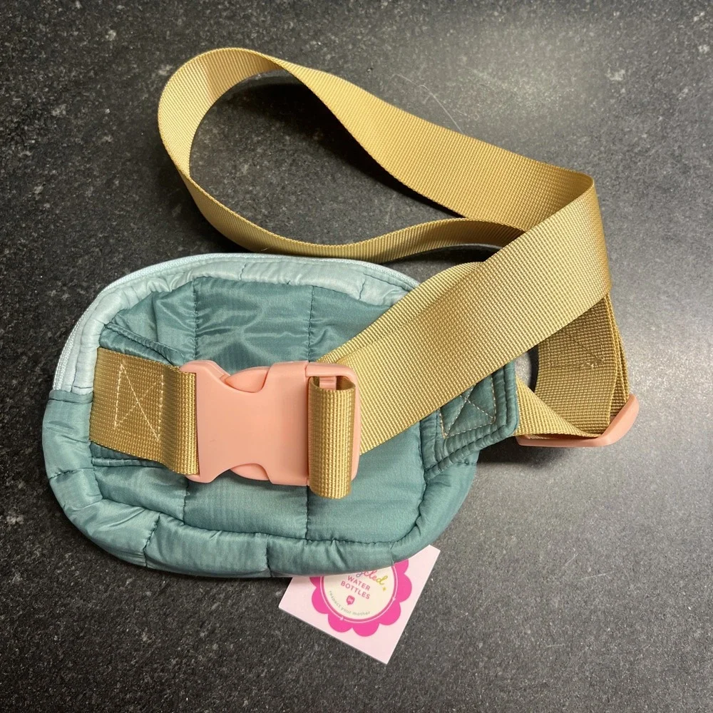 New With Tags‎ Talking Out Of Turn Toot Hip Bag Small Puffy Sage Color BLock